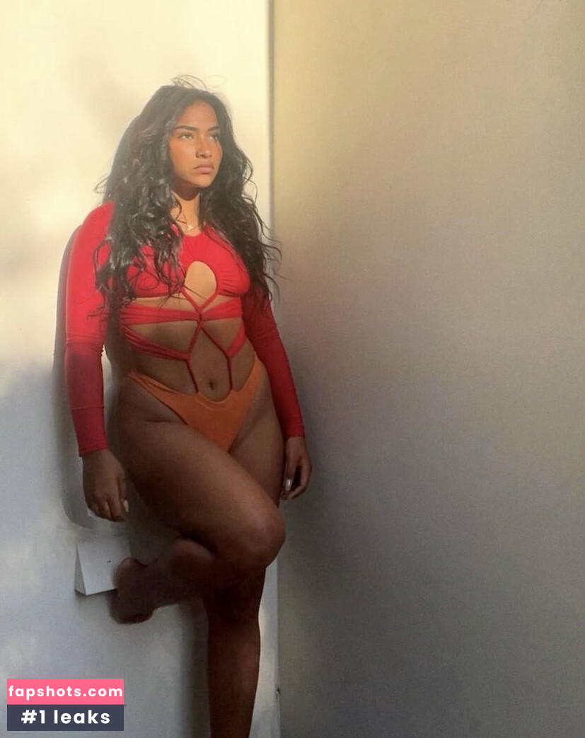 Sienna Mae gallery photo #9