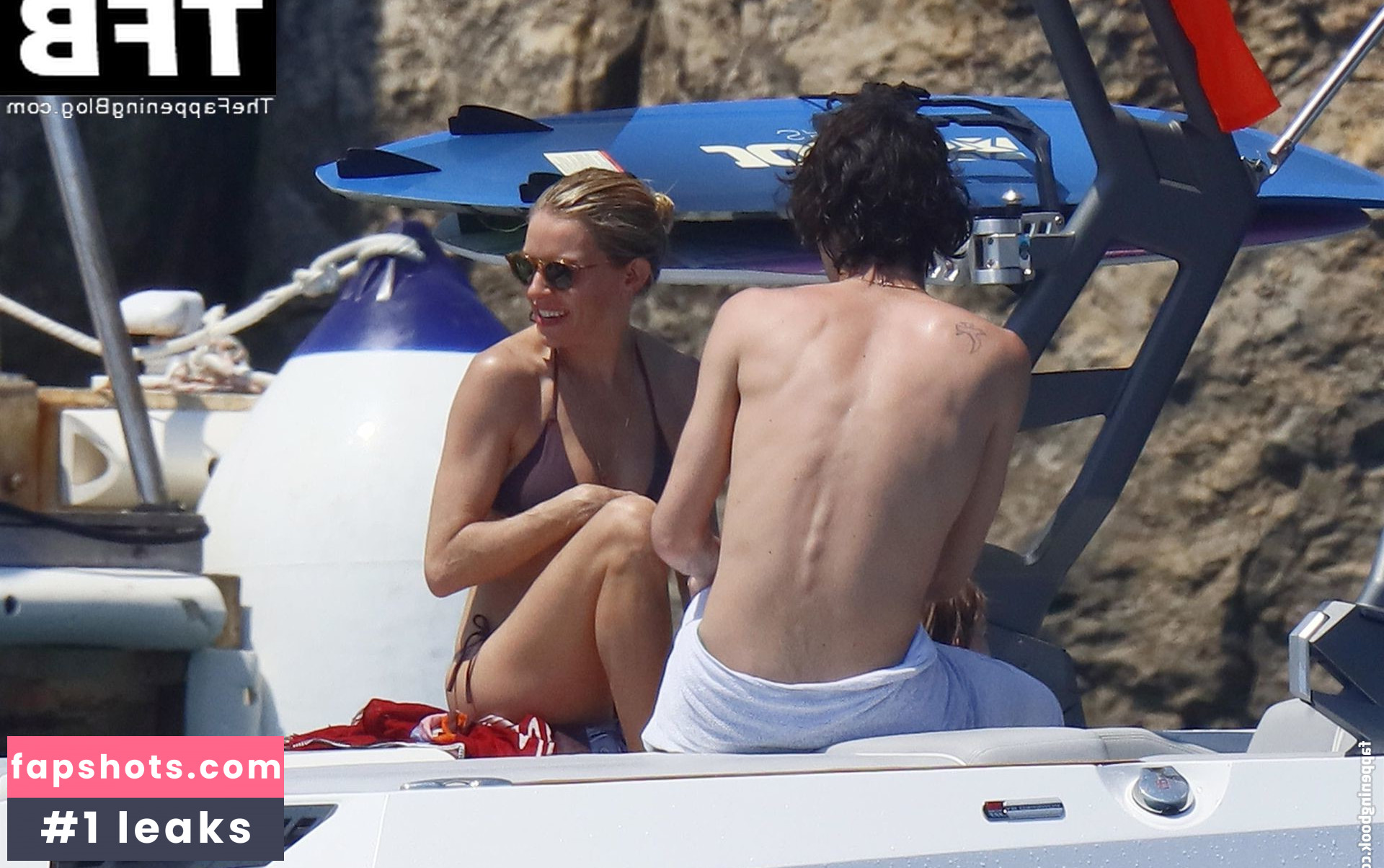 Sienna Miller gallery photo #131