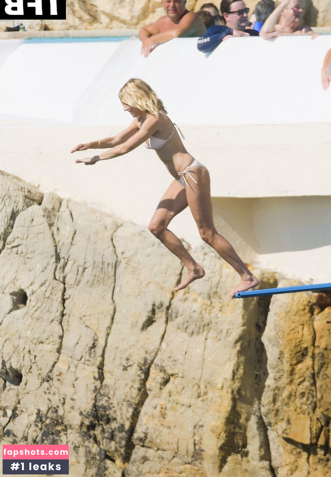 Sienna Miller gallery photo #151