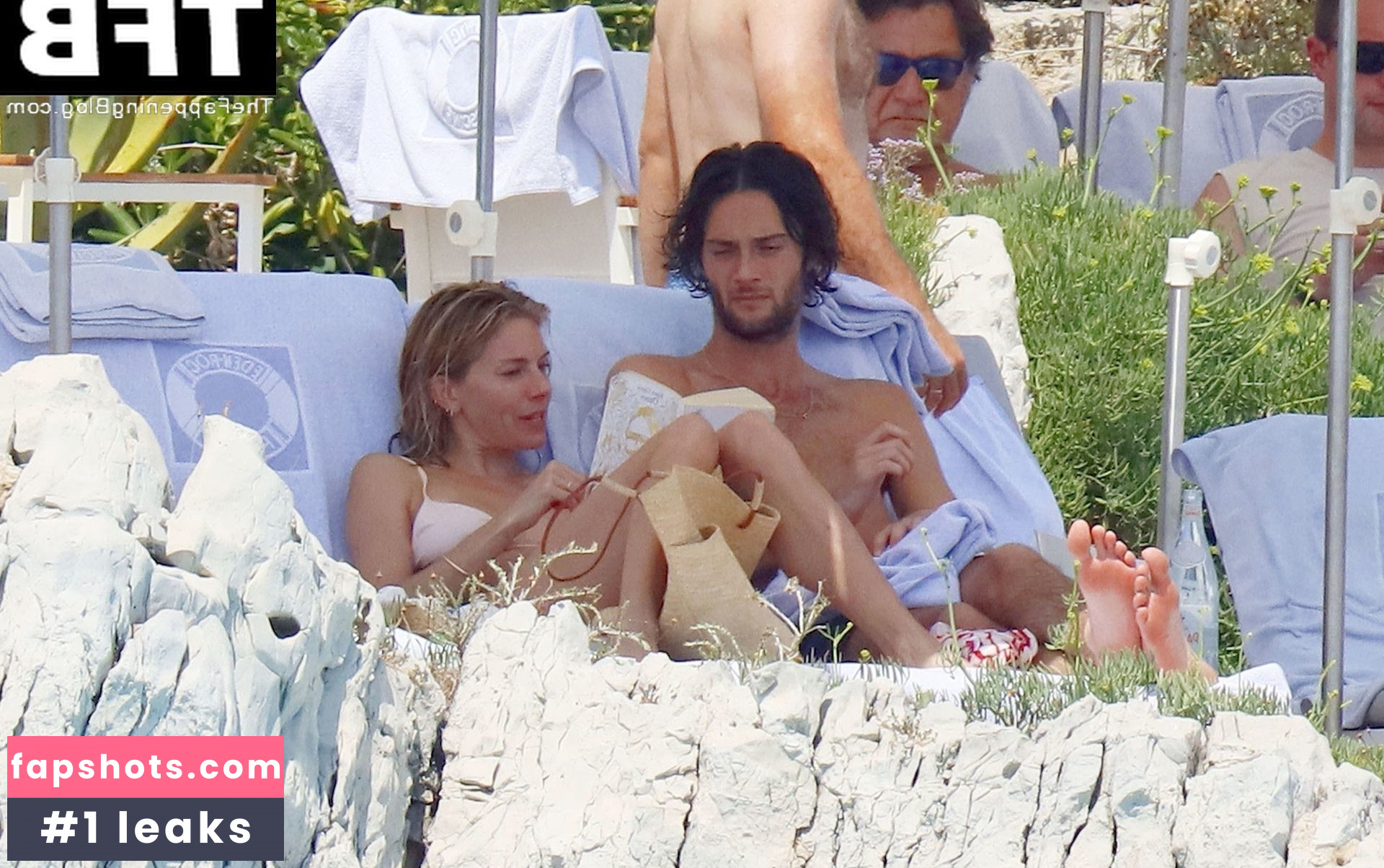 Sienna Miller gallery photo #180