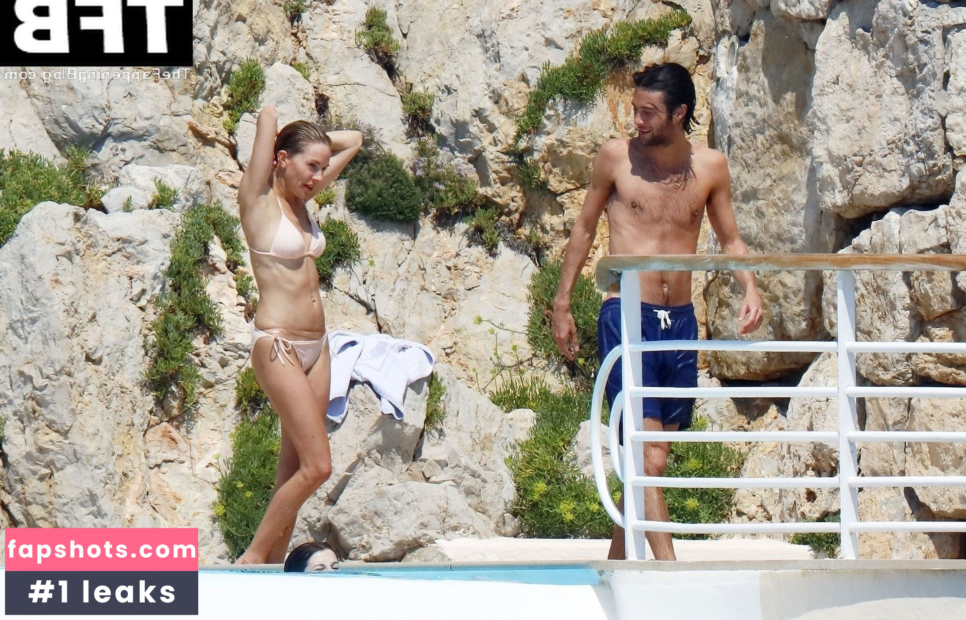 Sienna Miller gallery photo #185