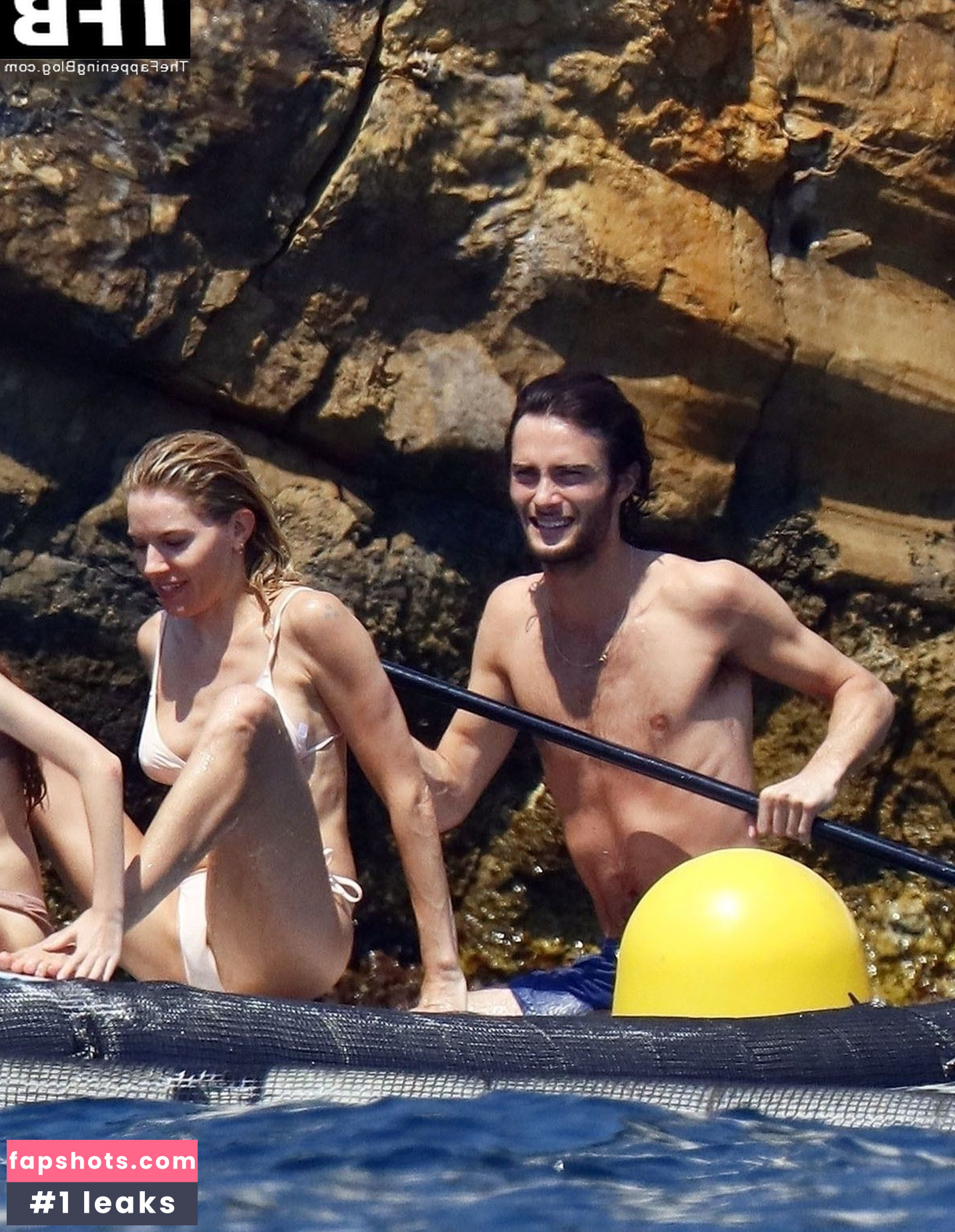 Sienna Miller gallery photo #191