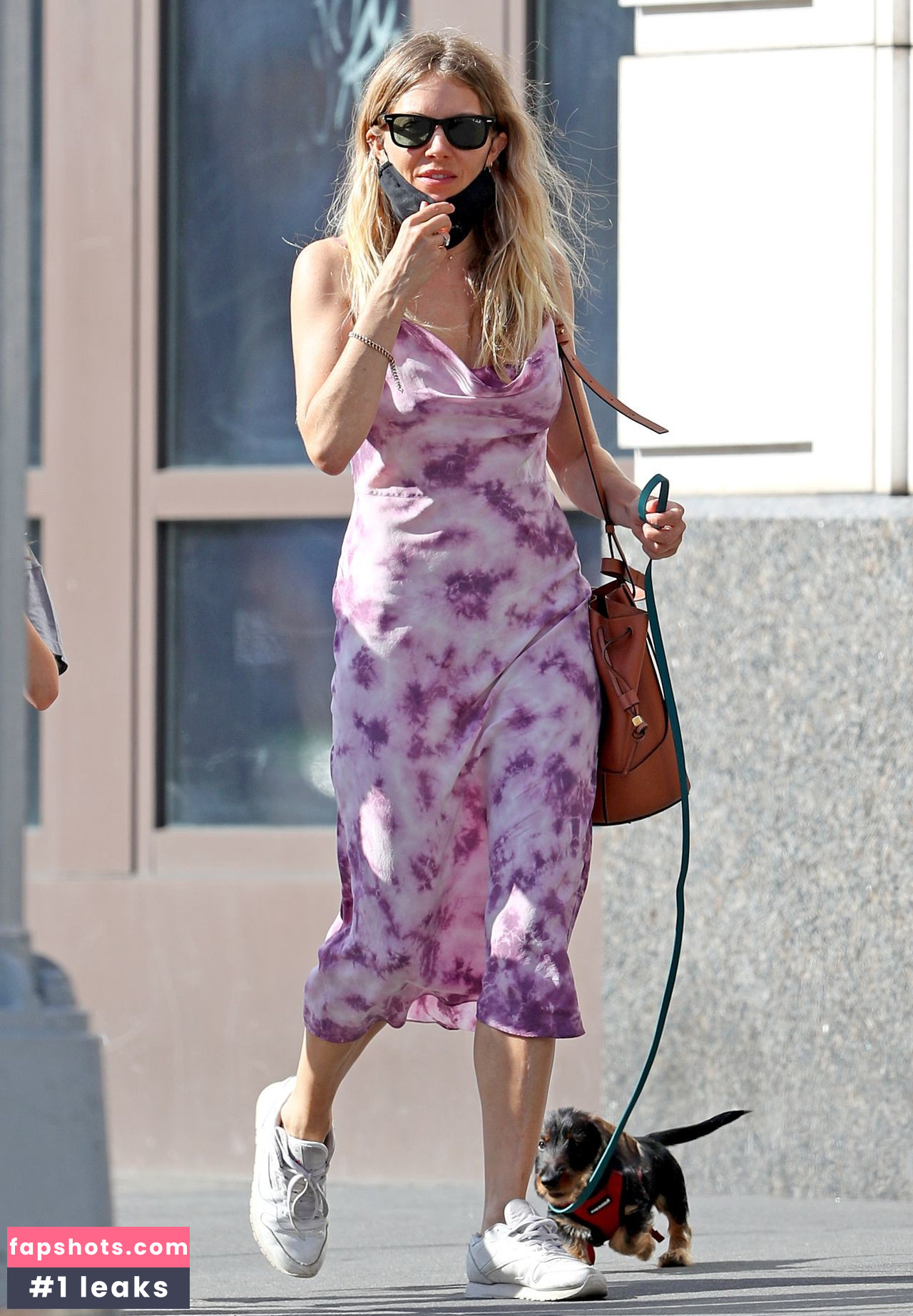 Sienna Miller gallery photo #251