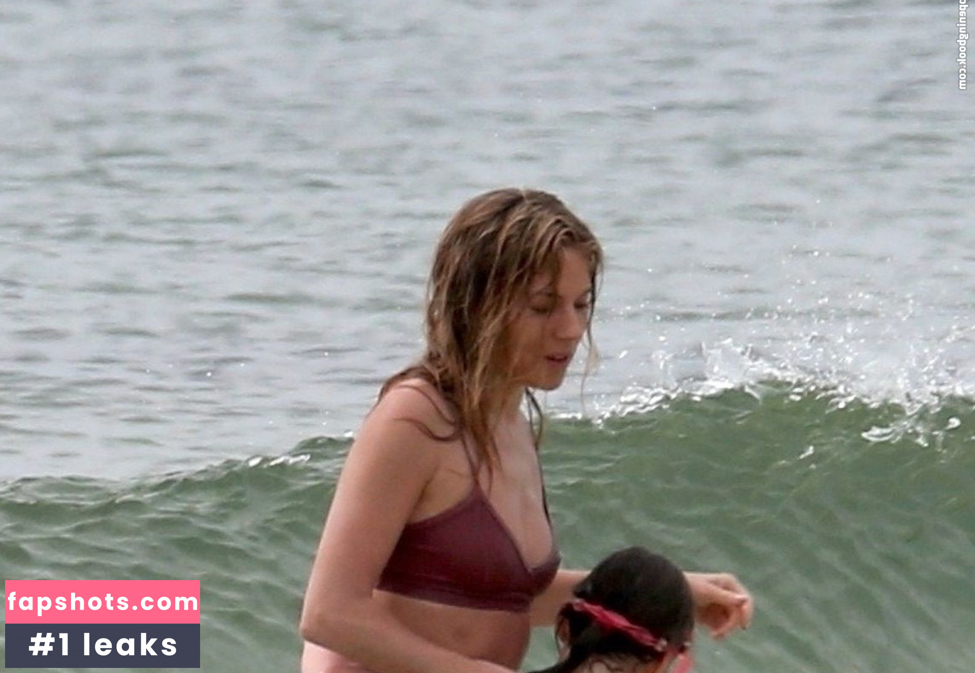 Sienna Miller gallery photo #288