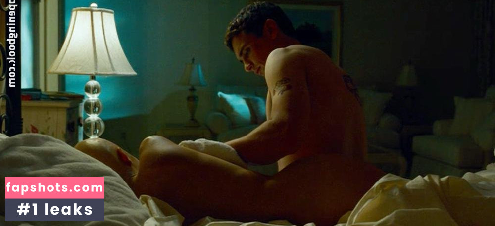 Sienna Miller gallery photo #310