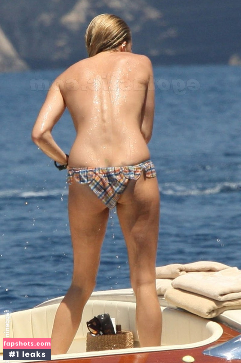 Sienna Miller gallery photo #333