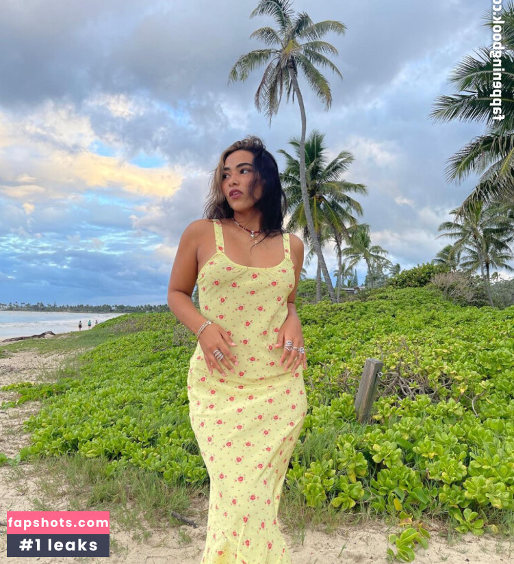 siennamaegomez gallery photo #24