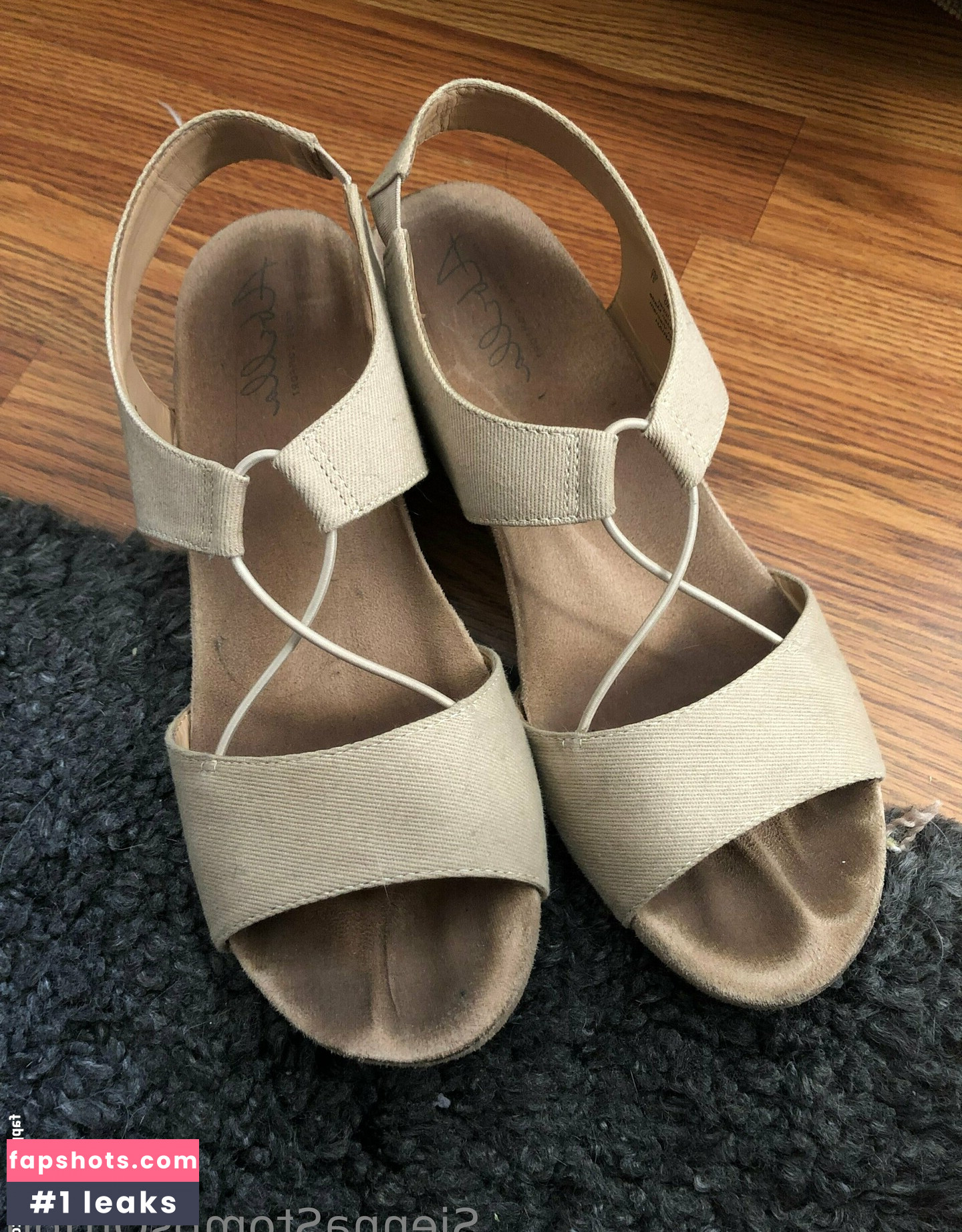 siennastompsonyou gallery photo #22