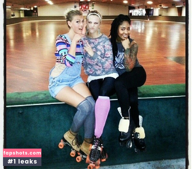 Sieren_ Pole gallery photo #3