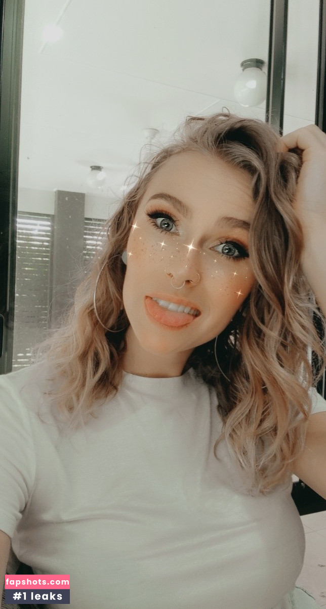 Sieren_ Pole gallery photo #23