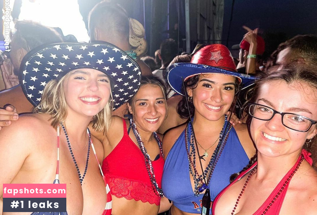 Sierra Bellingar gallery photo #117