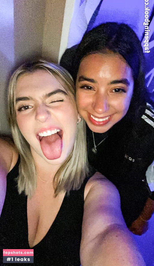 Sierra Bellingar gallery photo #125