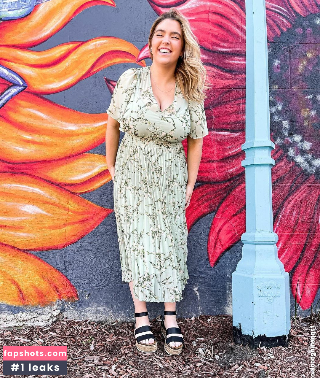 Sierra Bellingar gallery photo #129