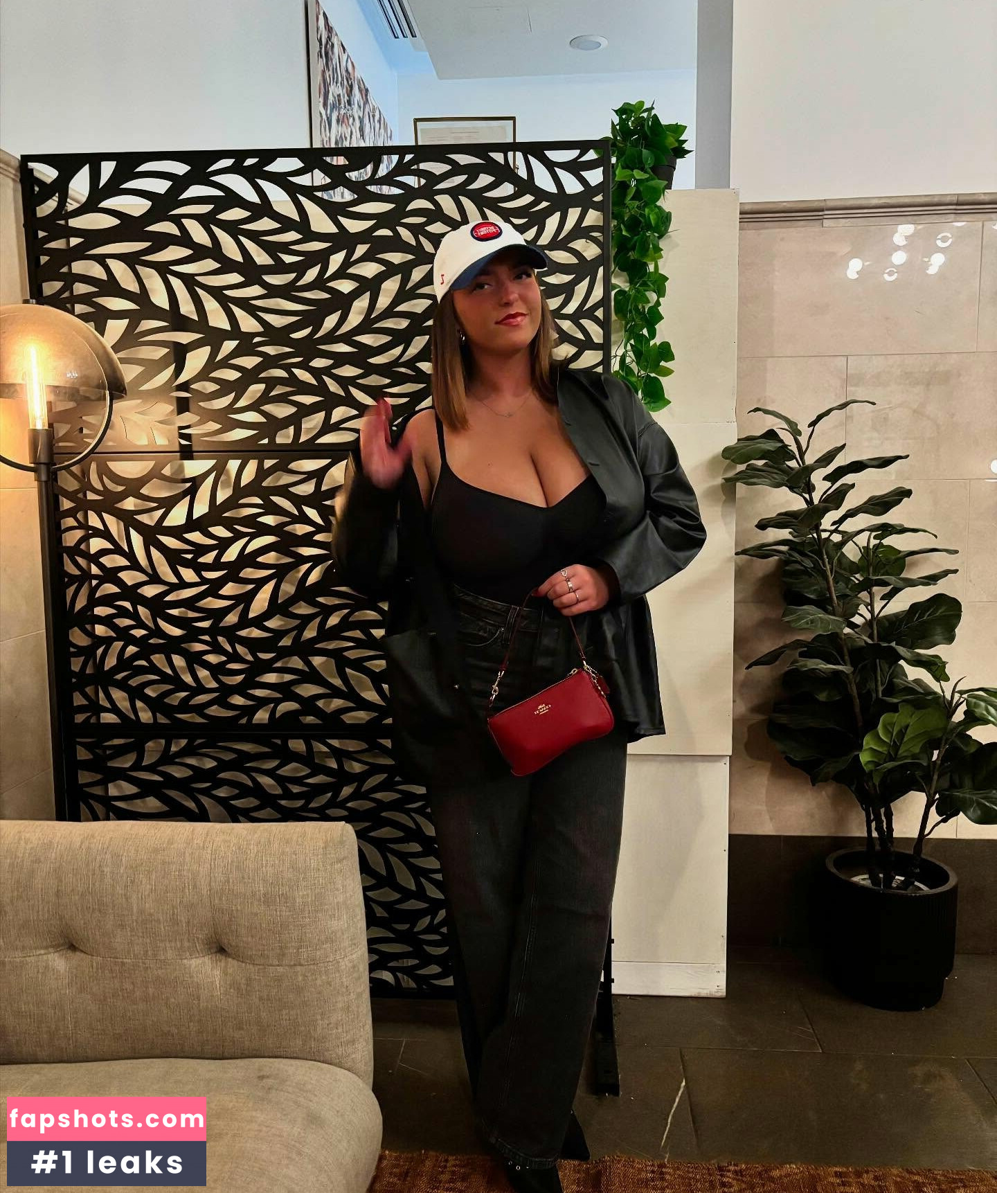 Sierra Bellingar gallery photo #16