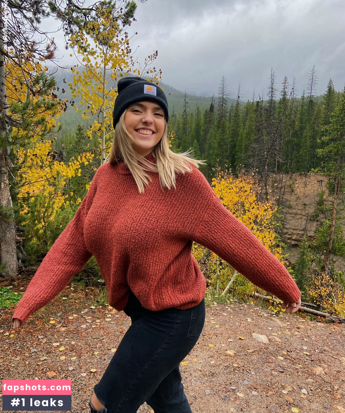 Sierra Bellingar gallery photo #88