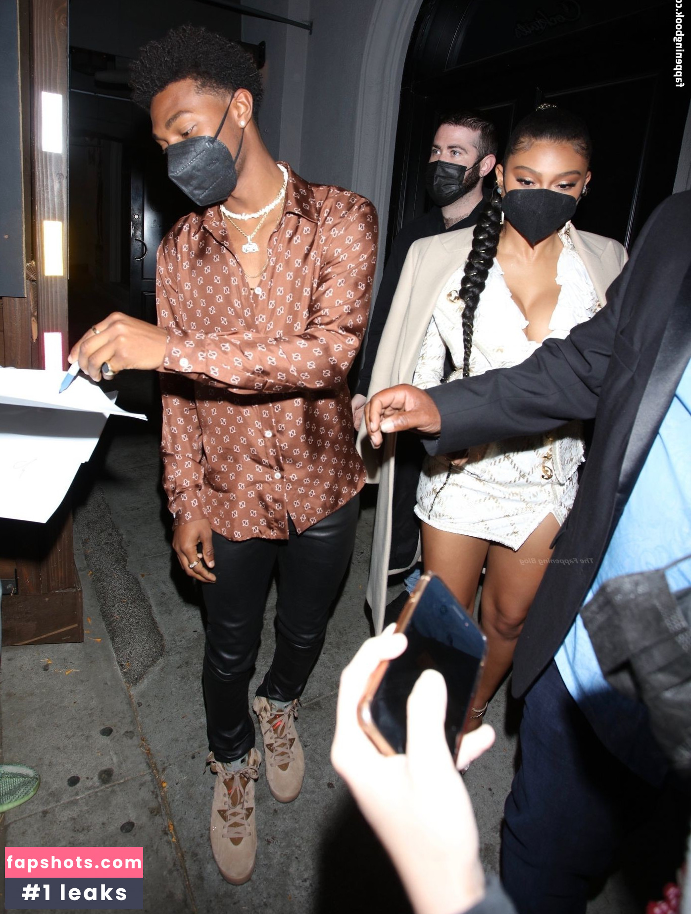 Sierra Capri gallery photo #3