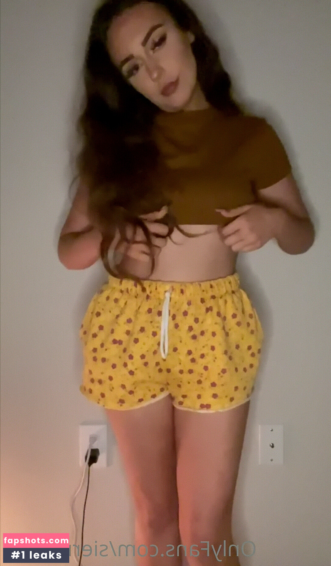 Sierra Rain gallery photo #270