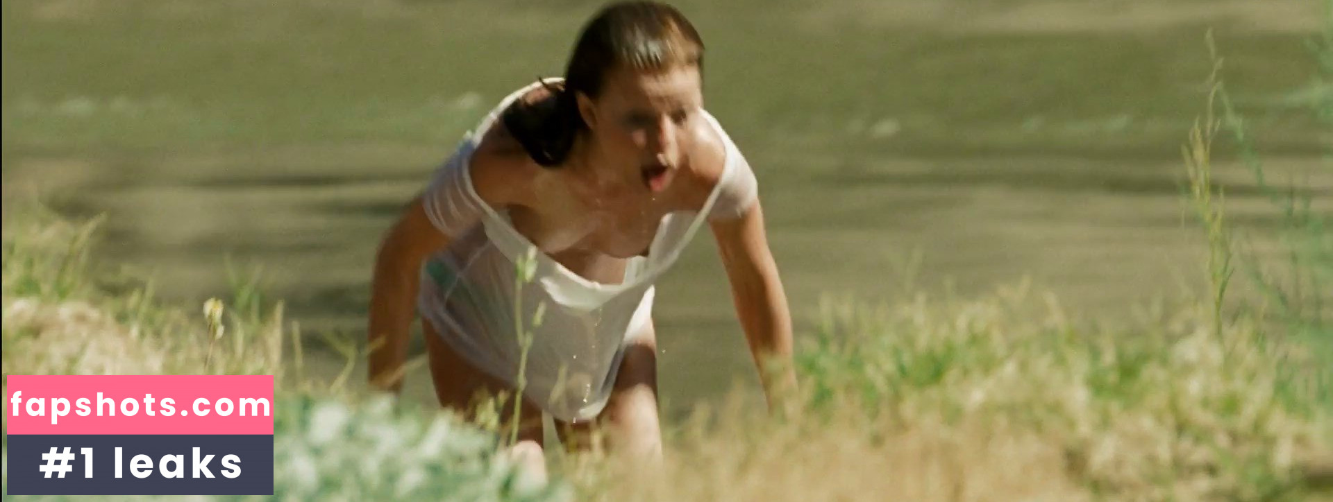 Signe Egholm Olsen gallery photo #7