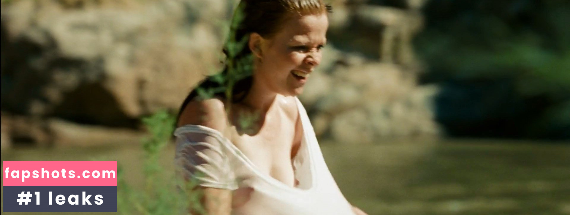 Signe Egholm Olsen gallery photo #8