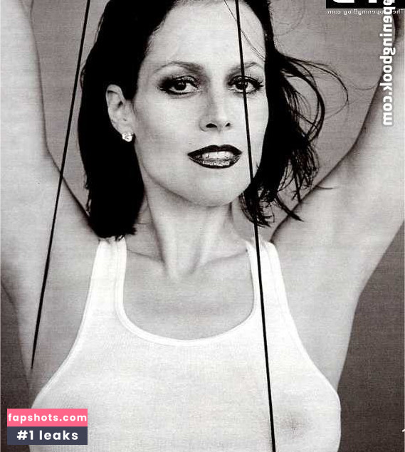 Sigourney Weaver gallery photo #25