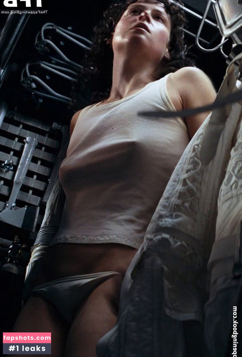 Sigourney Weaver gallery photo #38
