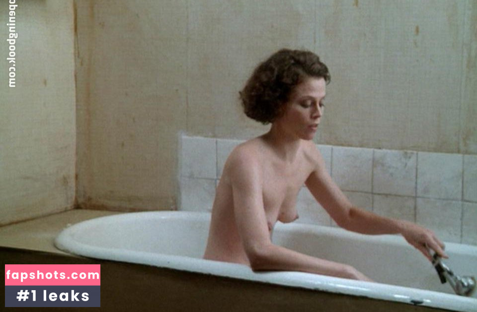 Sigourney Weaver gallery photo #62