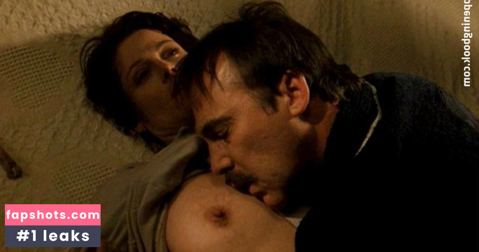 Sigourney Weaver gallery photo #81