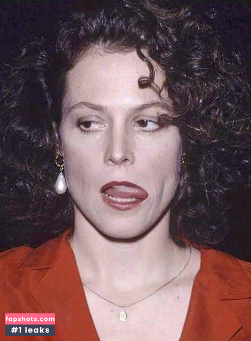 Sigourney Weaver Nude Leaks OnlyFans - Fapshots