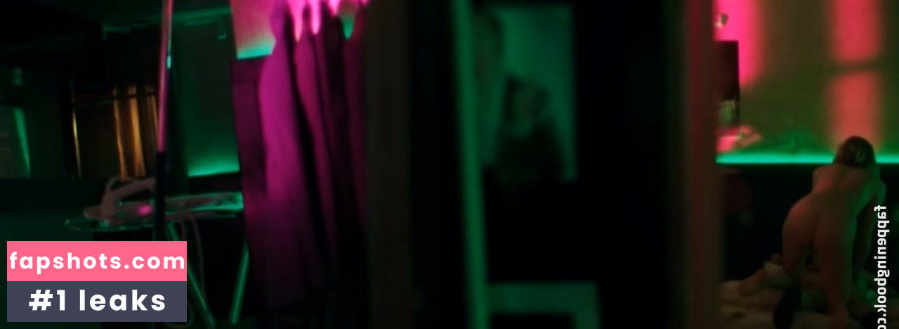 Sigrid Bouaziz gallery photo #11