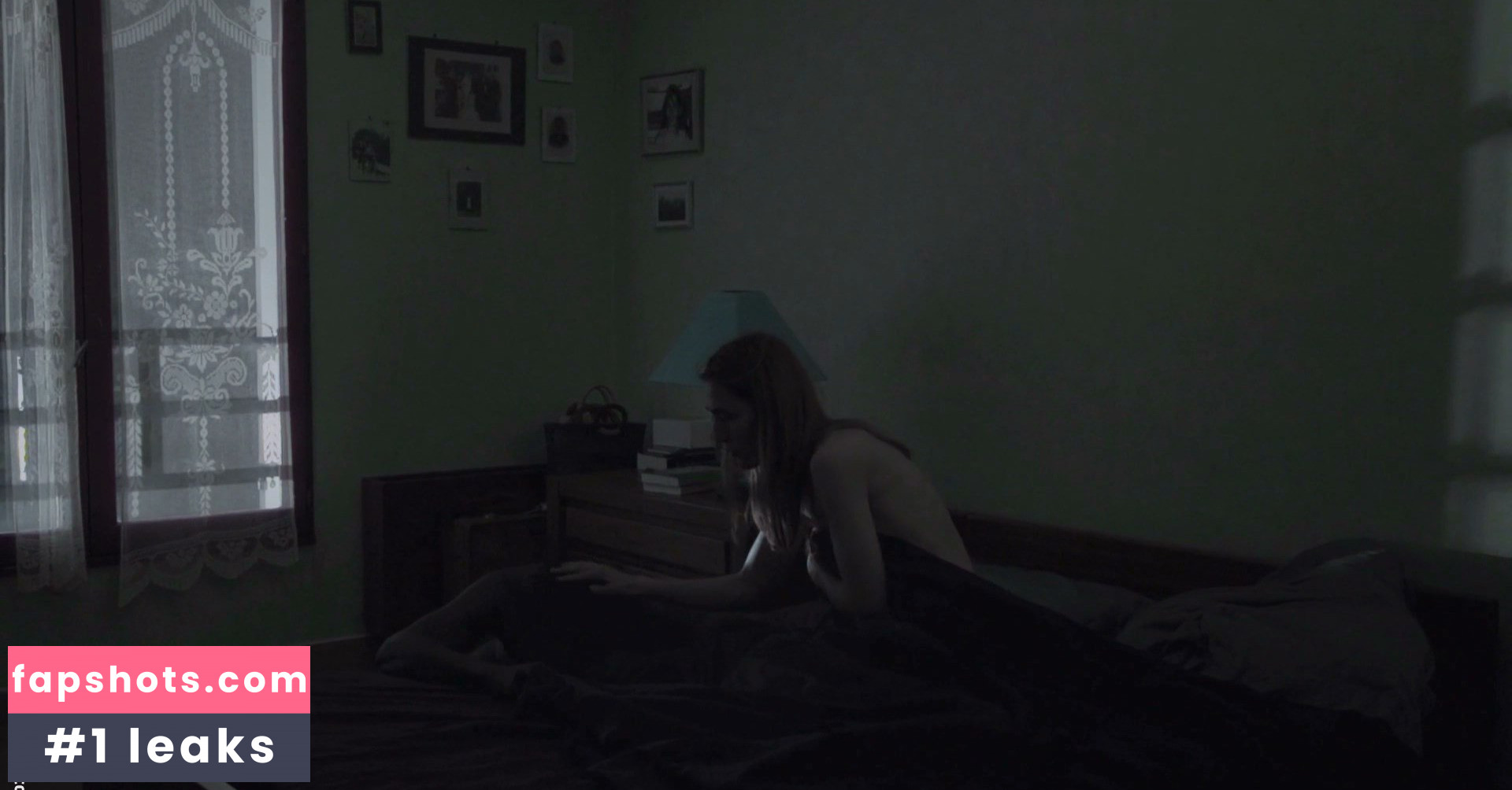 Sigrid Bouaziz gallery photo #4