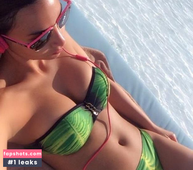 Sila Sahin Filtración Desnuda OnlyFans Foto #117 - Fapshots