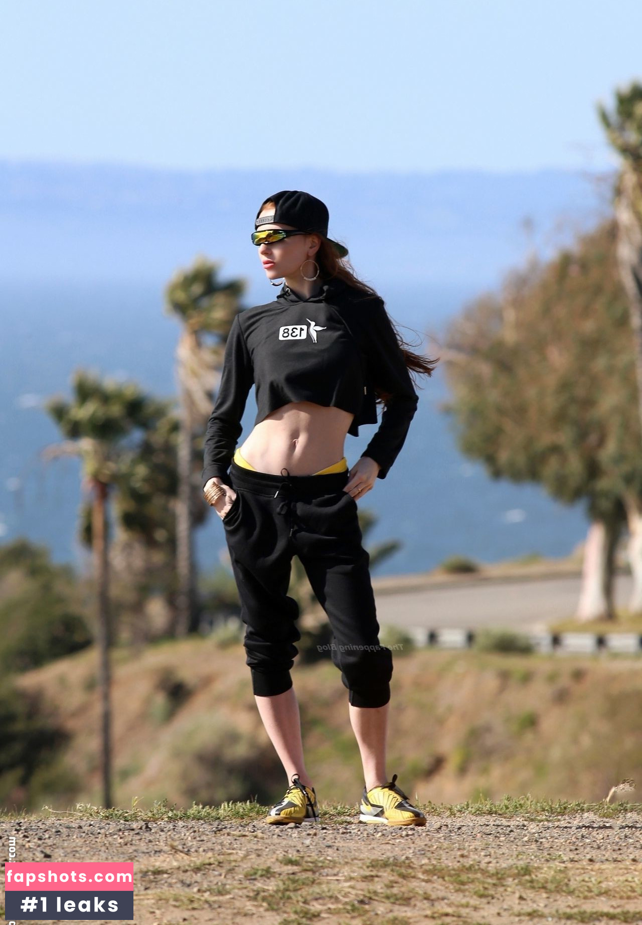 Silence Nicole gallery photo #17