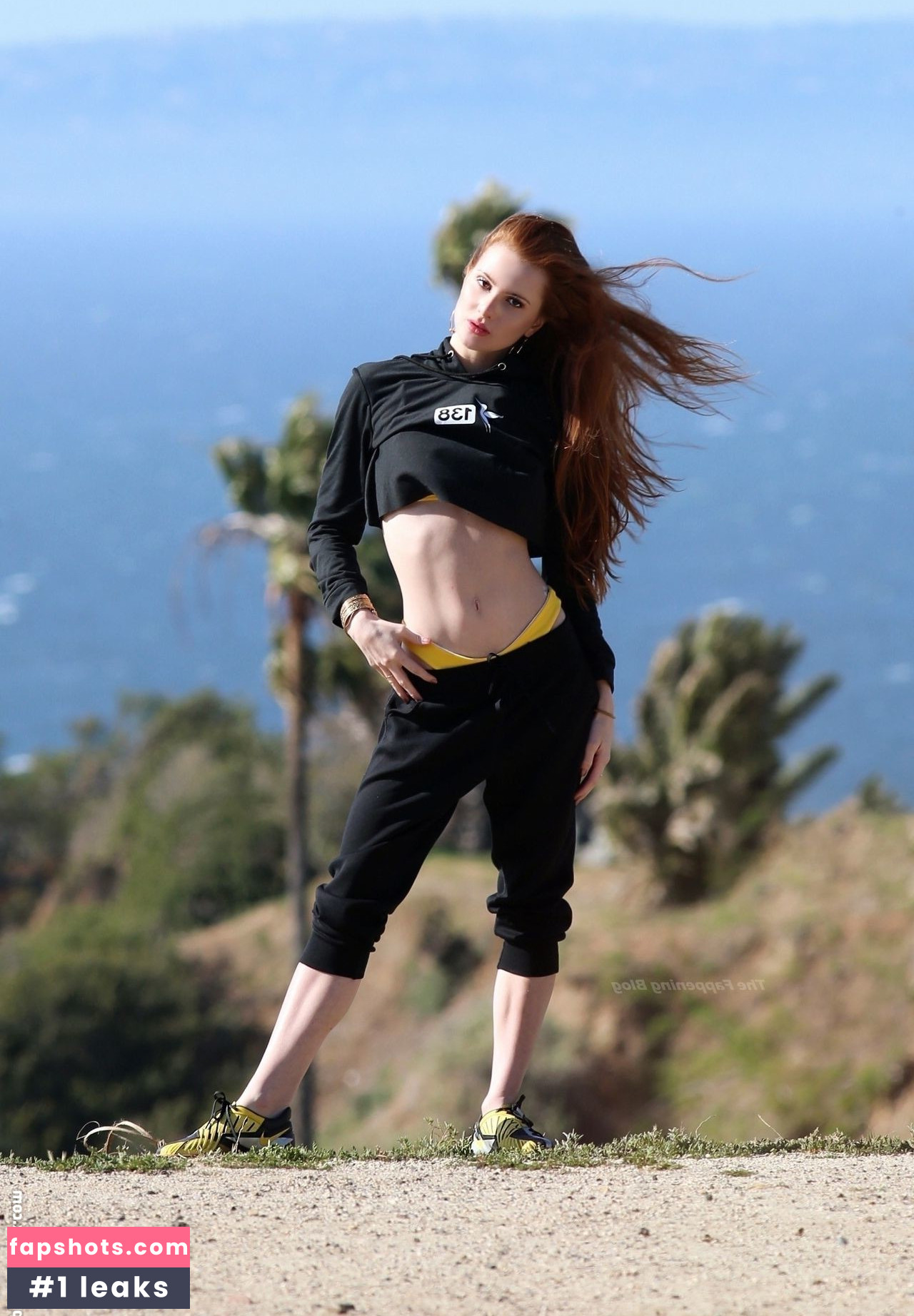 Silence Nicole gallery photo #21