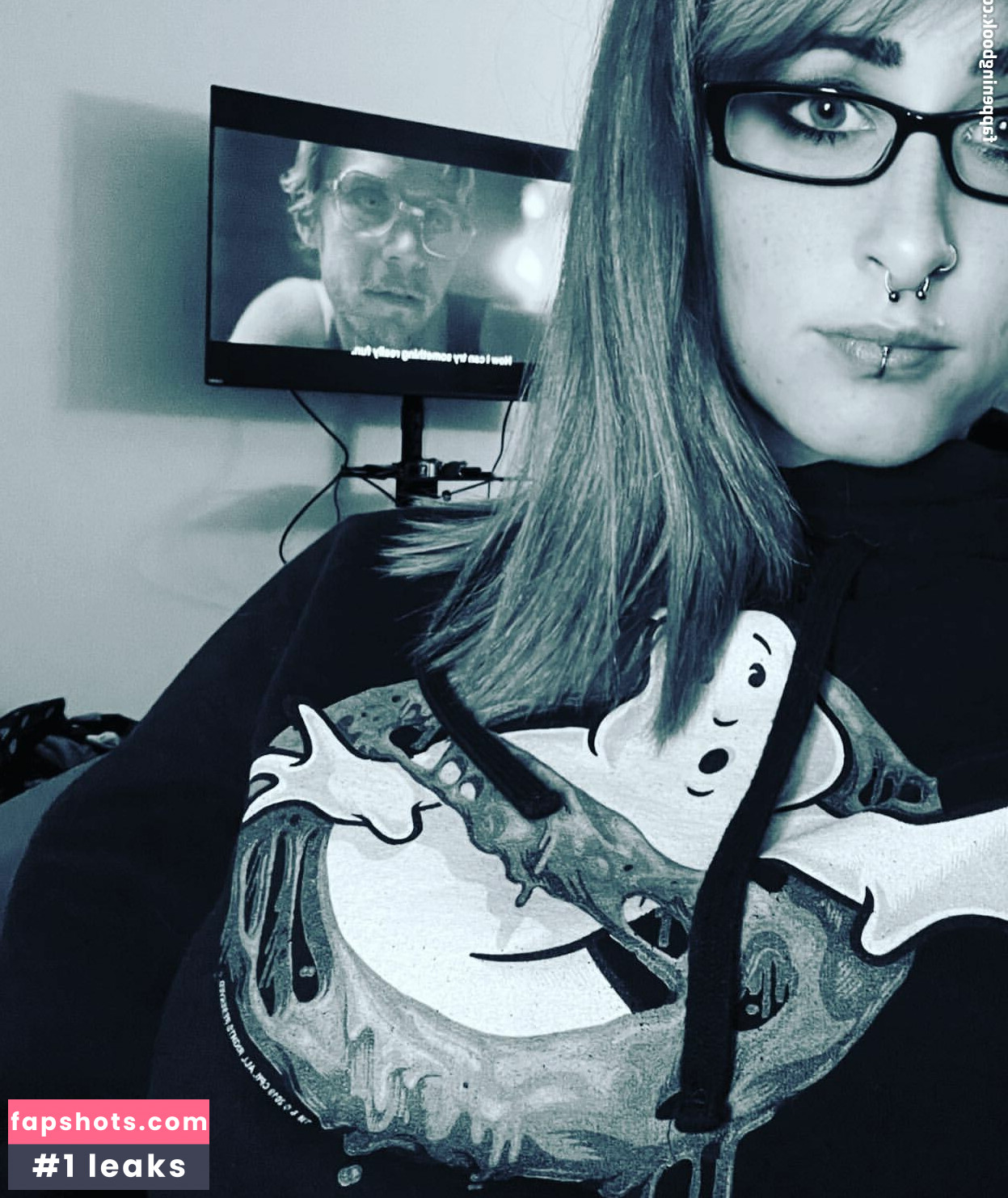 SilentMary gallery photo #34