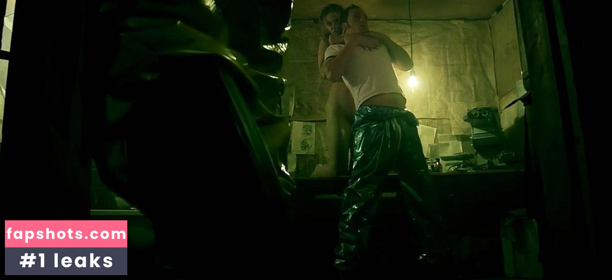 Silje Reinåmo gallery photo #8