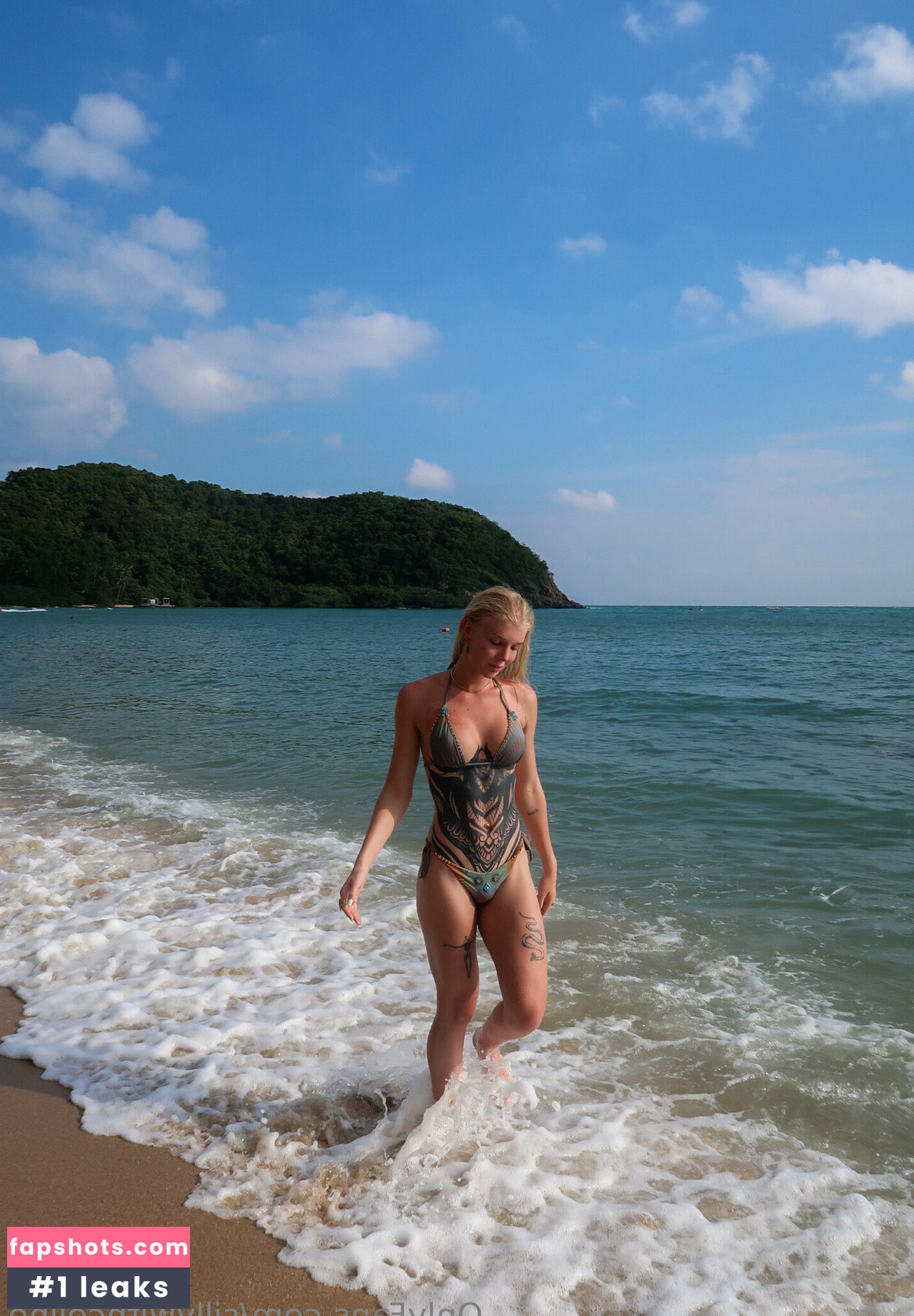 sillywithceline gallery photo #9