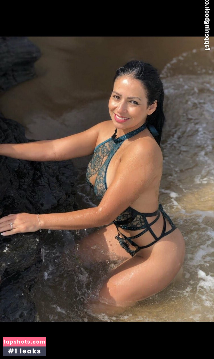 Silvana Vargas gallery photo #16