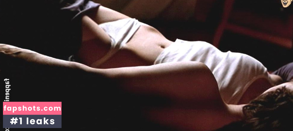 Silvia Abascal gallery photo #2