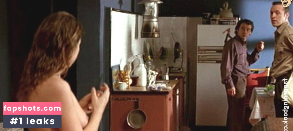 Silvia Abascal gallery photo #3