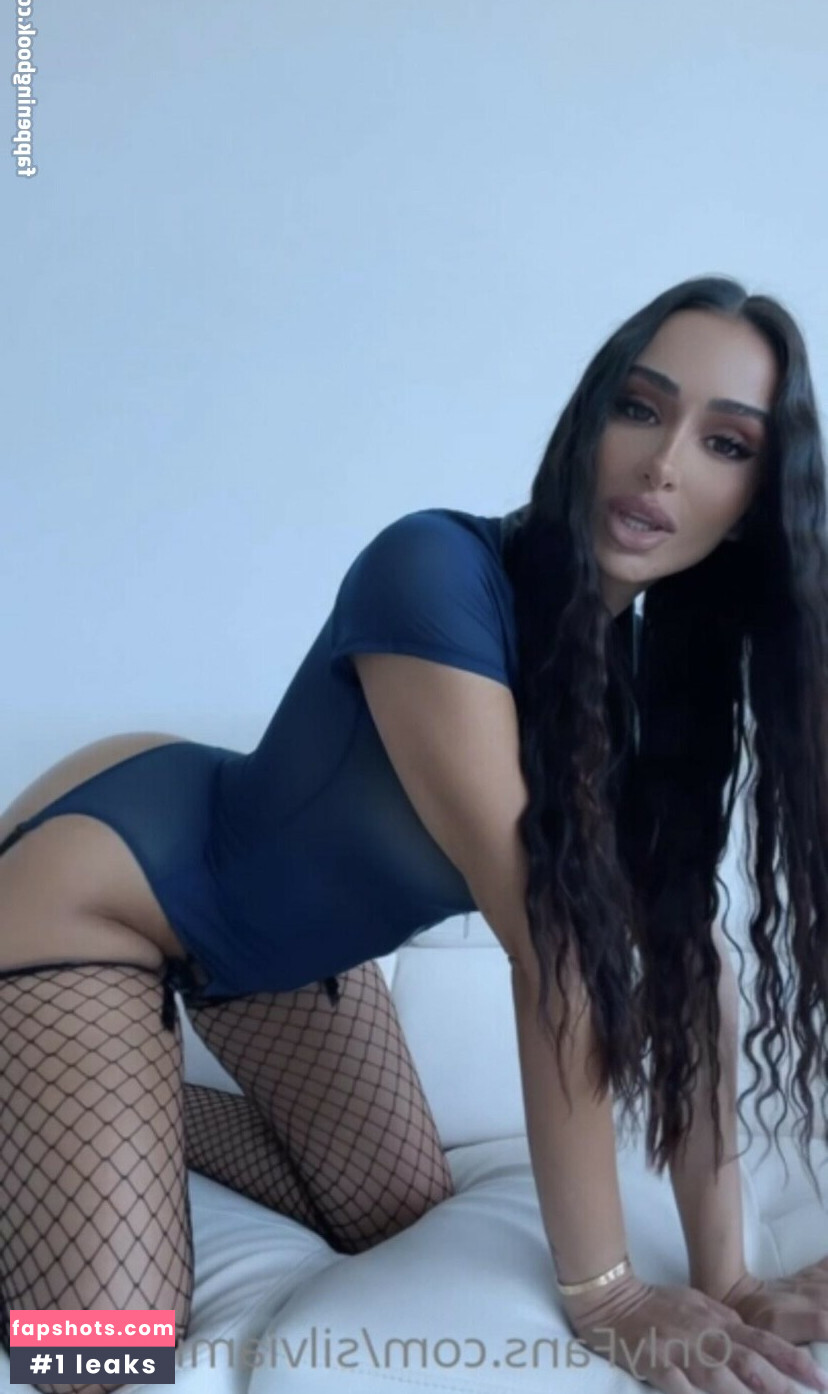 Silvia Micol gallery photo #2