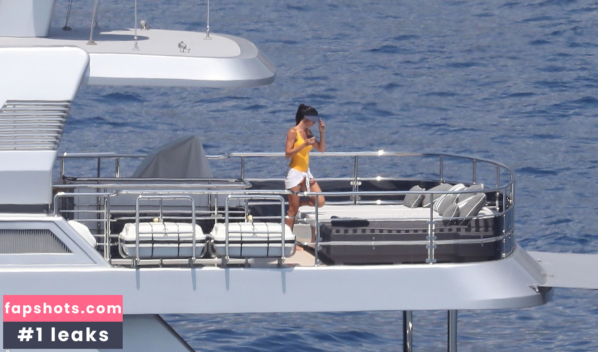 Silvia Toffanin gallery photo #2