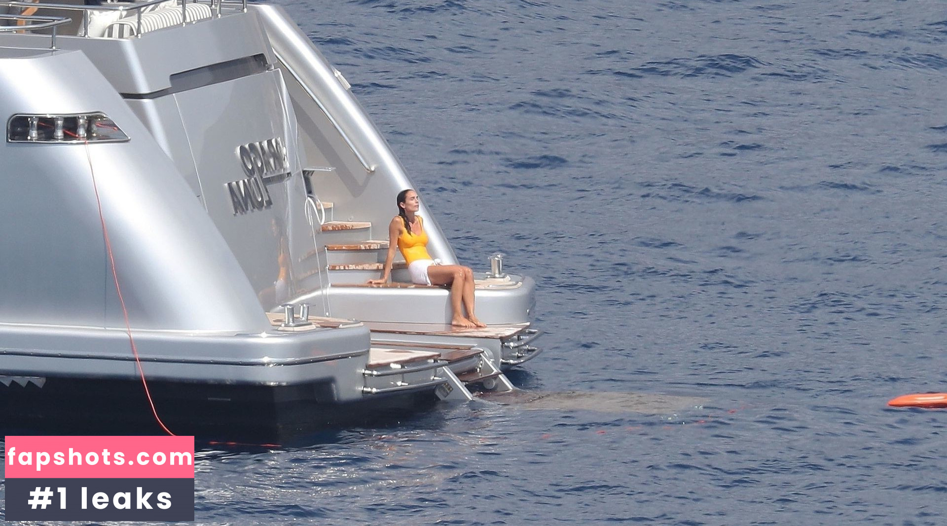 Silvia Toffanin gallery photo #31