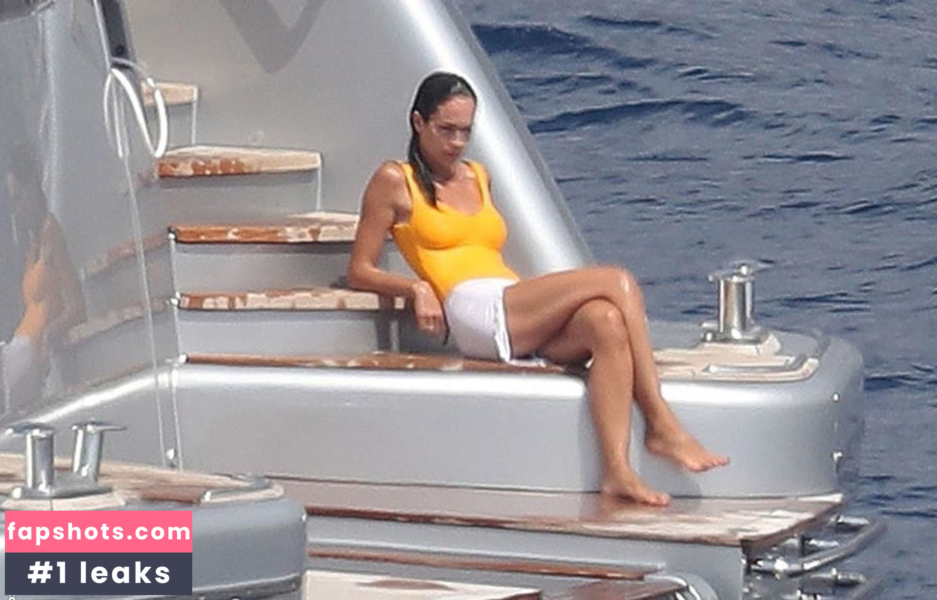 Silvia Toffanin gallery photo #32