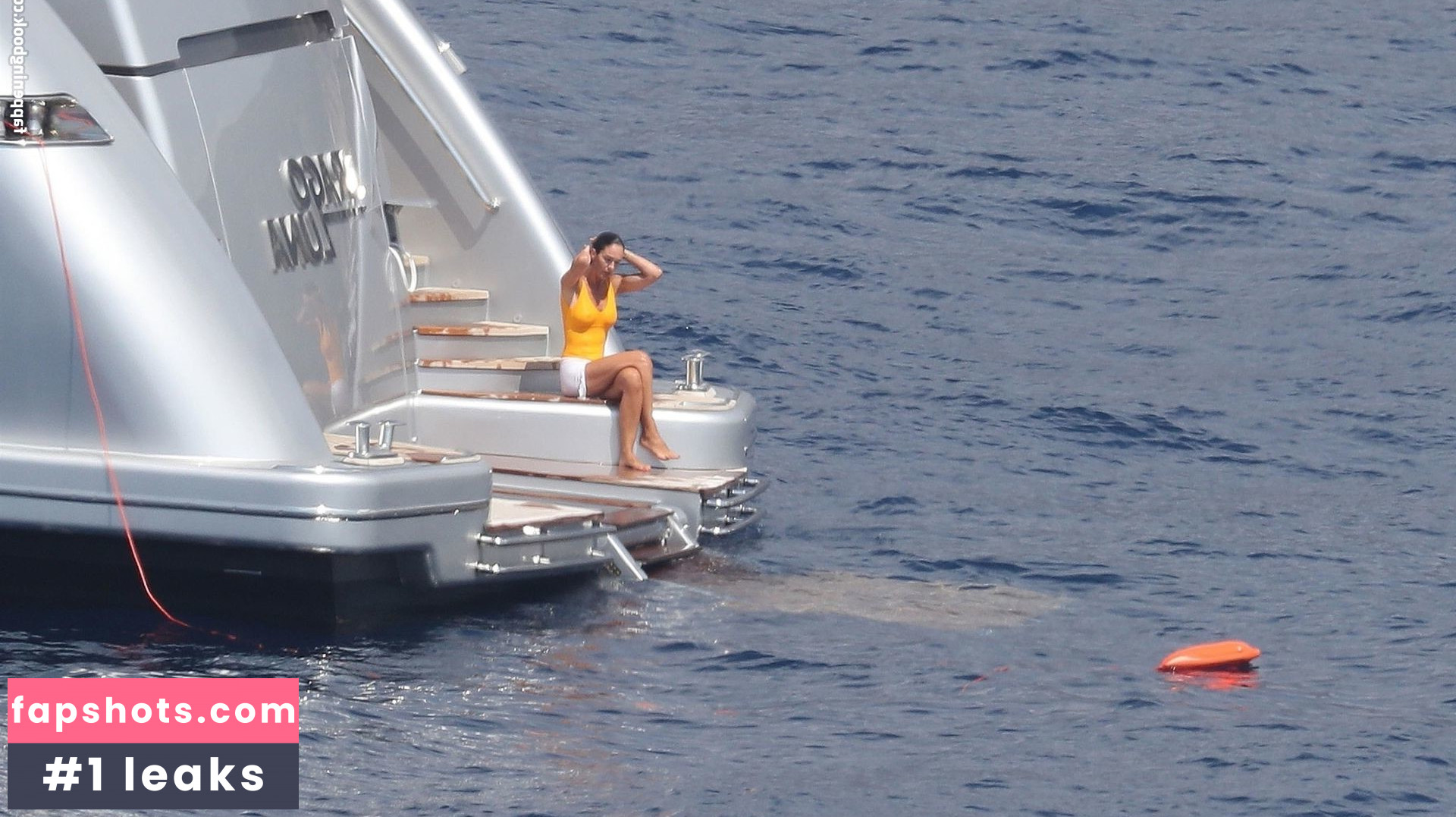 Silvia Toffanin gallery photo #35