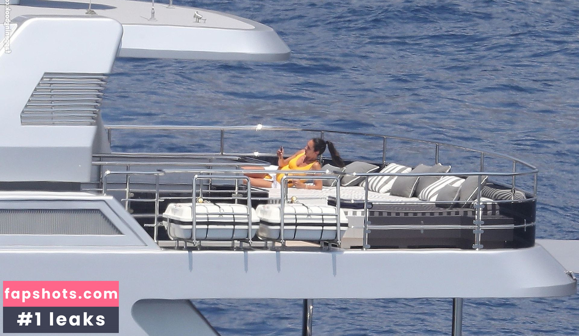 Silvia Toffanin gallery photo #5