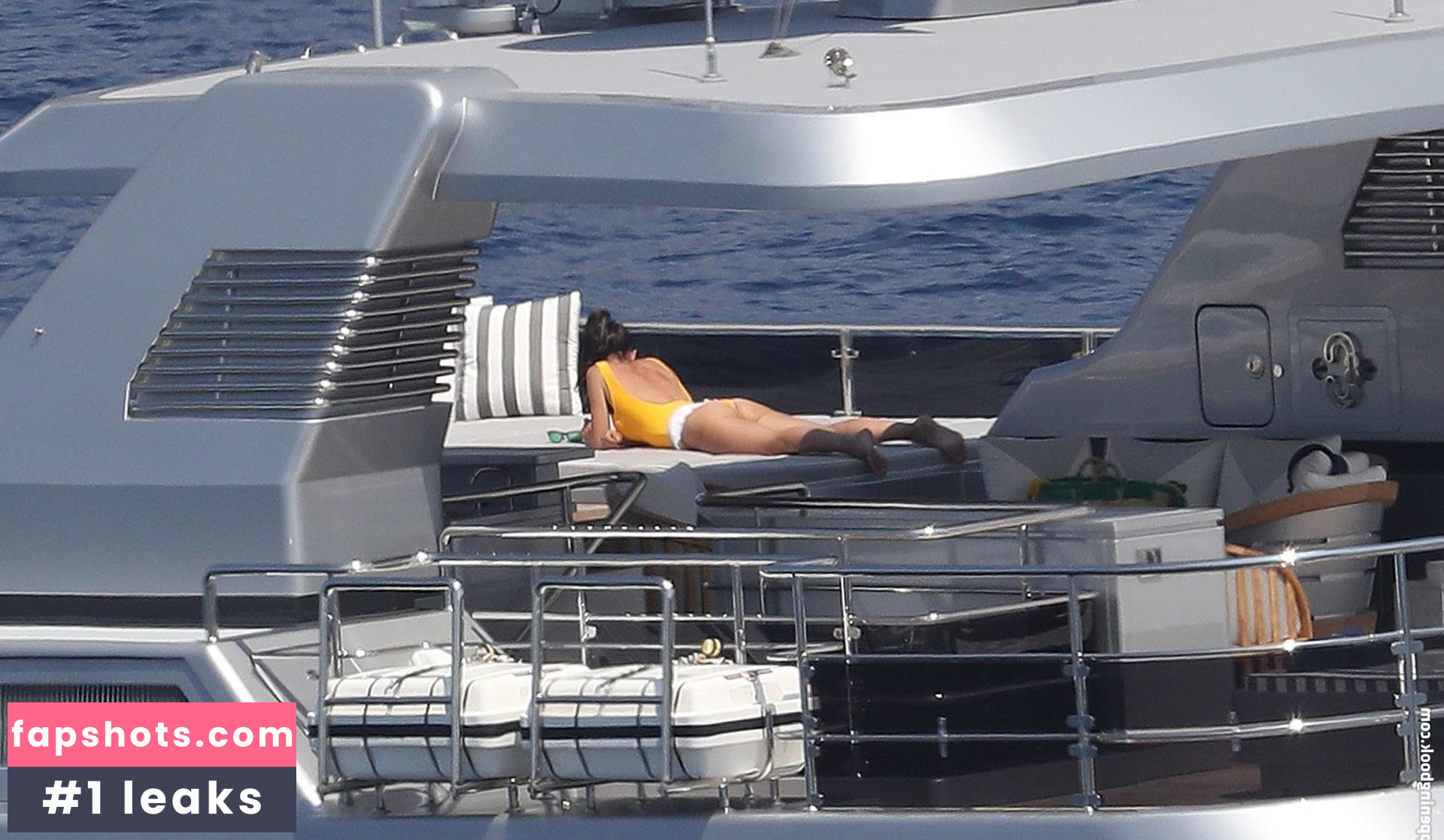 Silvia Toffanin gallery photo #10