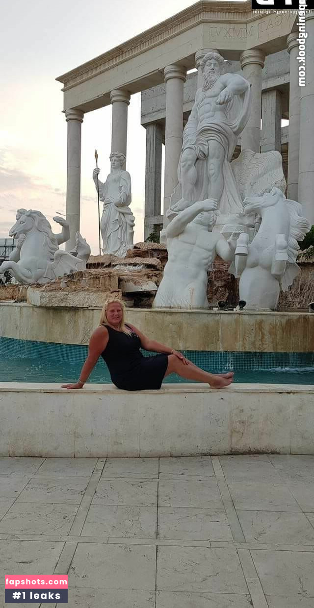 Silvia Wollny gallery photo #3