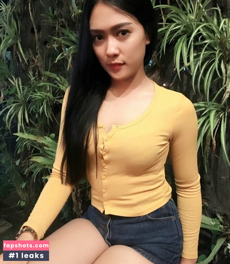 silviaroyshita_ gallery photo #3