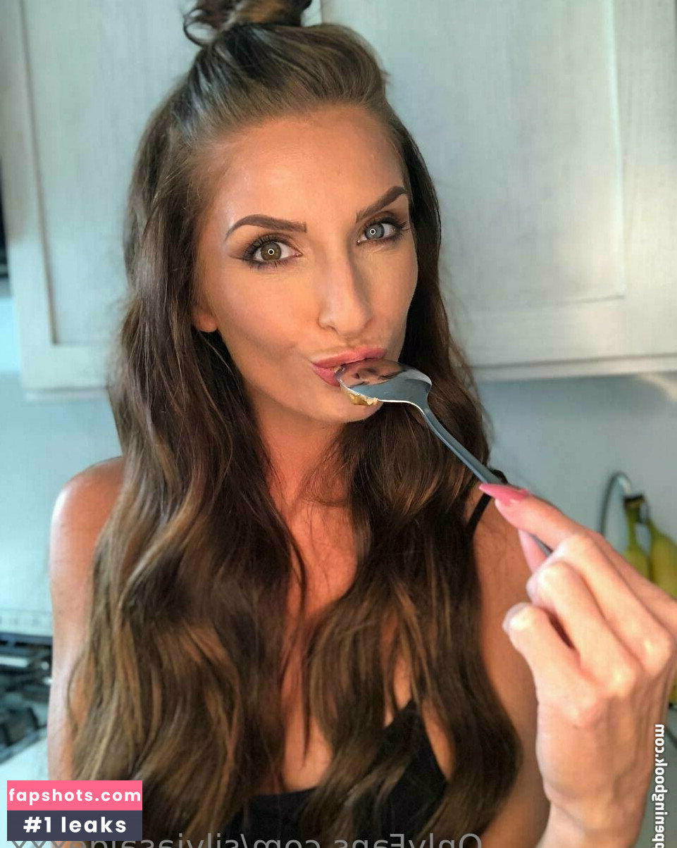 silviasaigexxx gallery photo #11