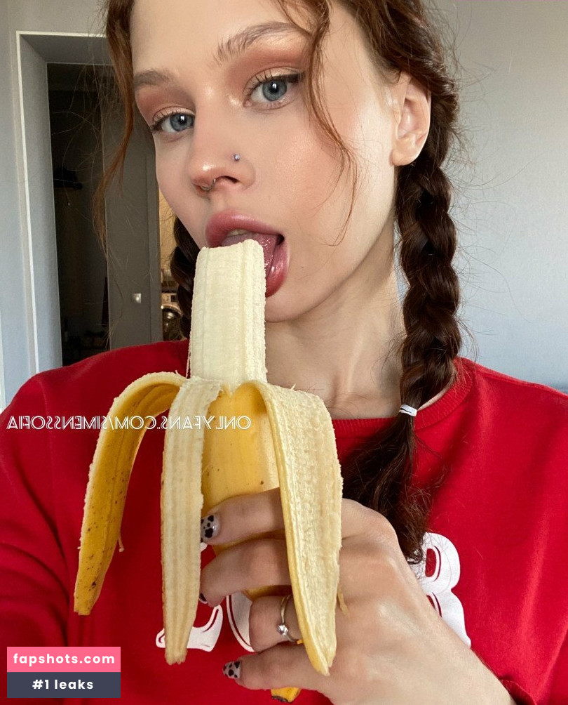SimensSofia Nude Leaks OnlyFans Photos #303 - LeakJerk